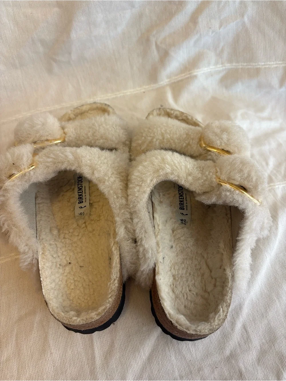 Birkenstock Arizona Big Buckle Shearling Slide Sandals Teddy Eggshell Women’s 36